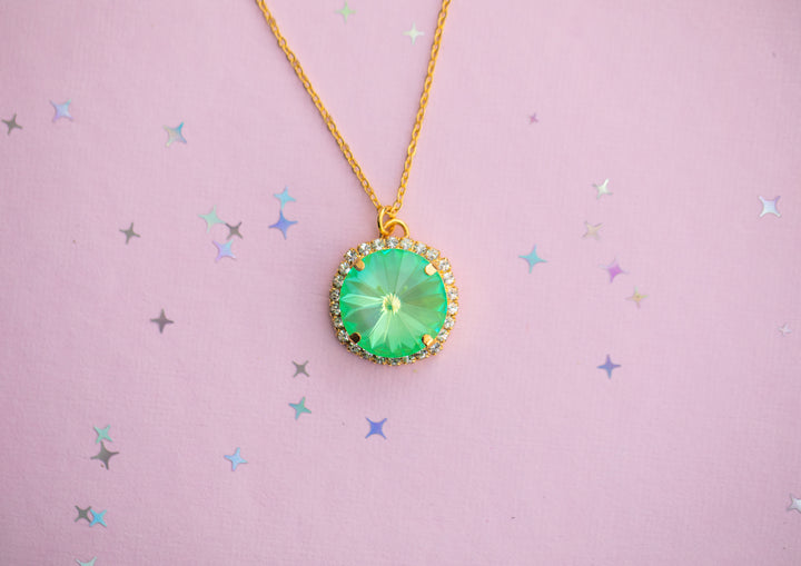 18mm Halo Necklace- Shamrock Delite