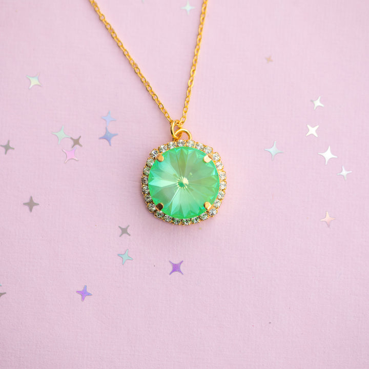 18mm Halo Necklace- Shamrock Delite