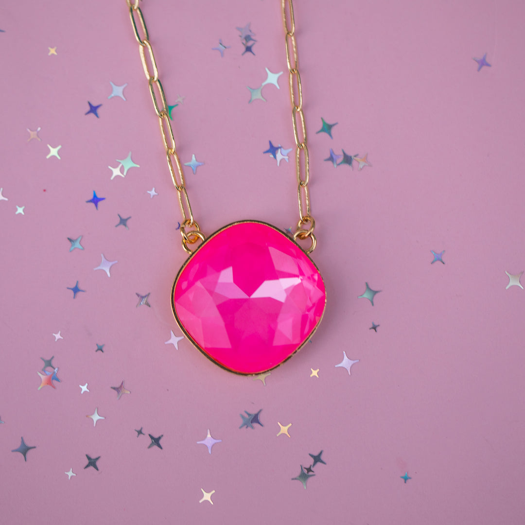 PRE-ORDER 3-5 WEEK WAIT 27mm Cushion Cut Paperclip chain Necklace gold setting (Electric Pink Twinkle)