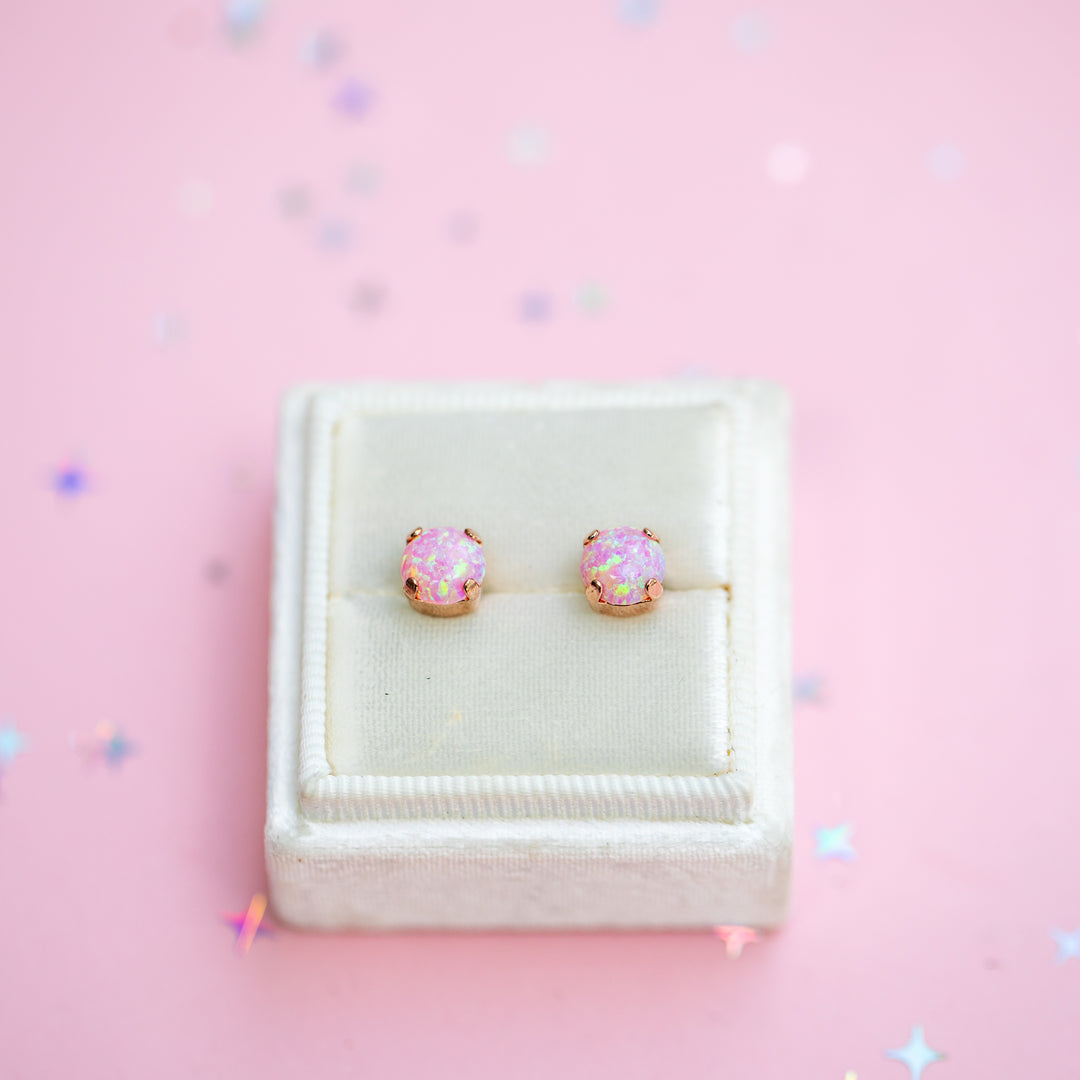 The Shell Petite Stud— 6mm (Ballet Slipper Opal)