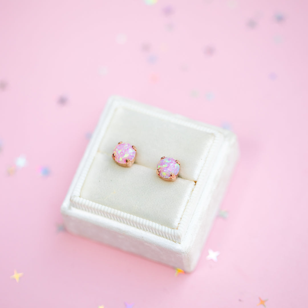The Shell Petite Stud— 6mm (Ballet Slipper Opal)