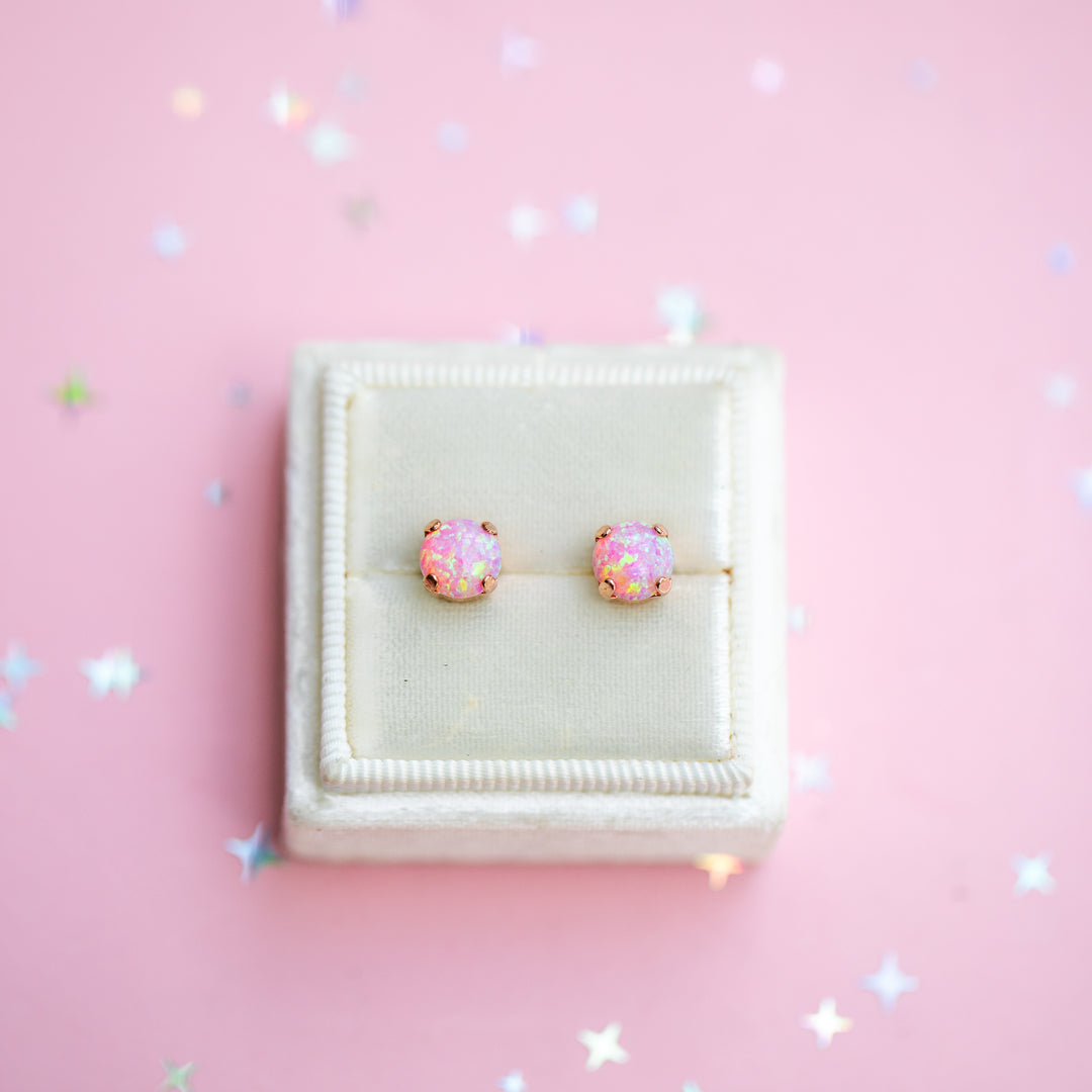 The Shell Petite Stud— 6mm (Ballet Slipper Opal)