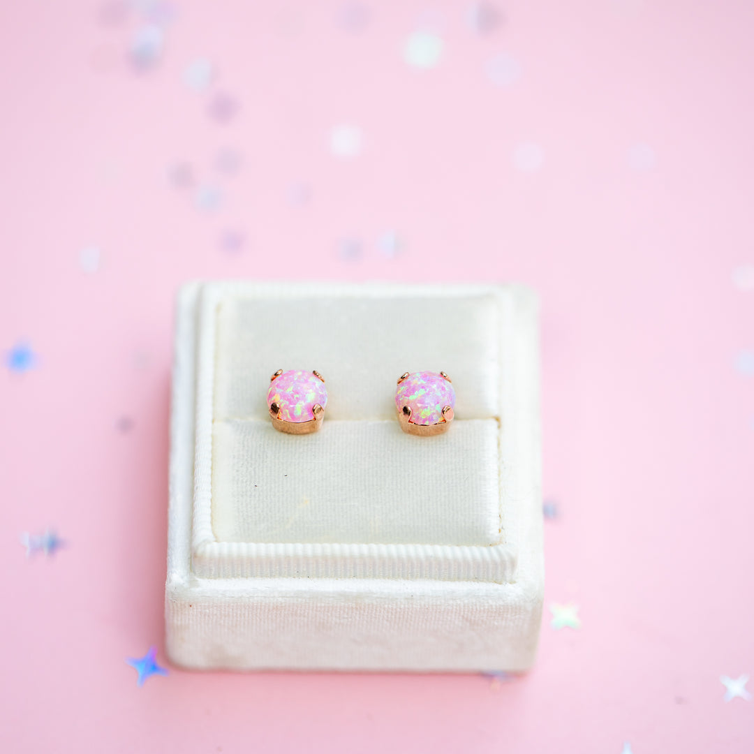 The Shell Petite Stud— 6mm (Ballet Slipper Opal)