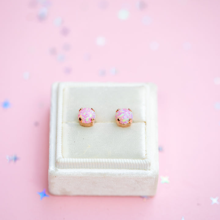 The Shell Petite Stud— 6mm (Ballet Slipper Opal)