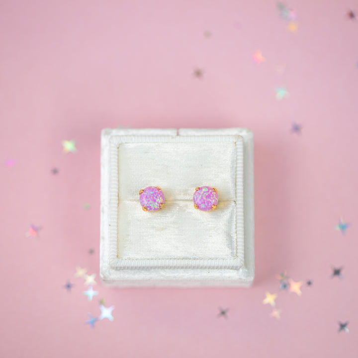 The Shell Petite Stud— 6mm (Light Pink Opal)