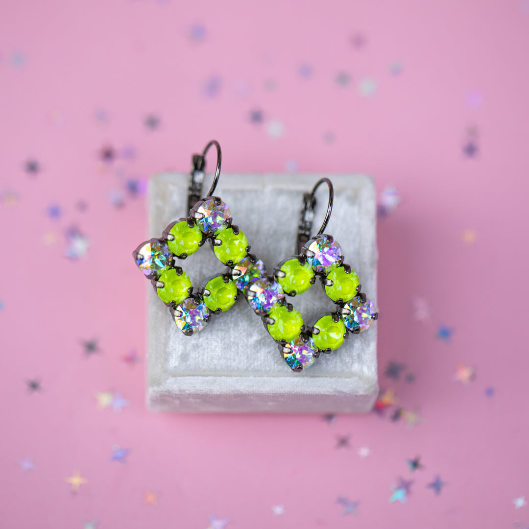 6mm Open Clover Leverback Drop Earrings (Electric Yellow Twinkle and Transmission)