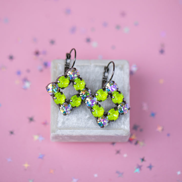 6mm Open Clover Leverback Drop Earrings (Electric Yellow Twinkle and Transmission)