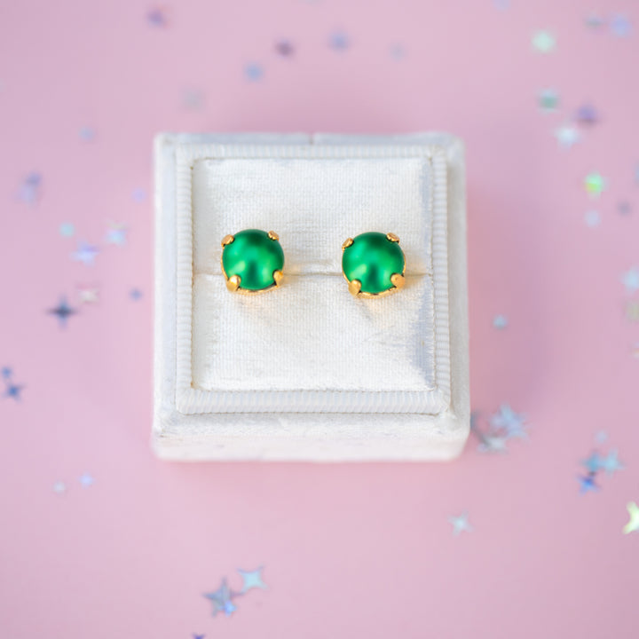 8mm Stud or Leverback Drop Earrings in Clover Pearl