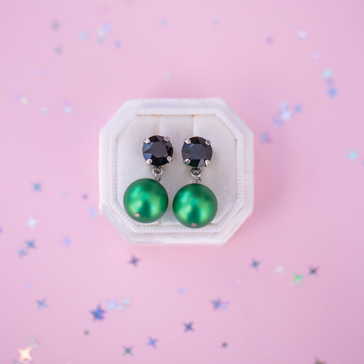 8mm Stud or Leverback Drop Earrings in Jet Black with a 12mm round Clover Pearl
