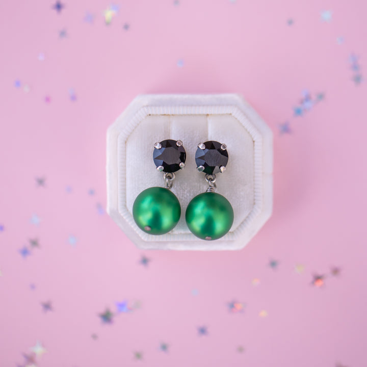 8mm Stud or Leverback Drop Earrings in Jet Black with a 12mm round Clover Pearl