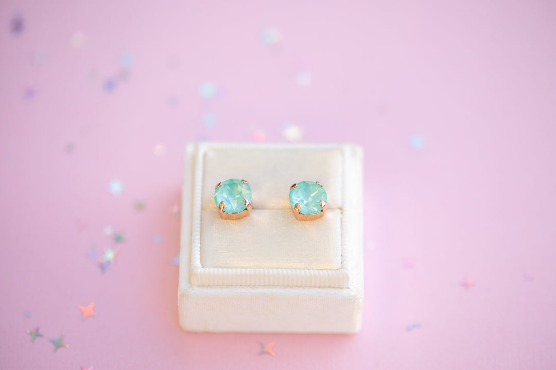 The Shell Signature Stud— Signature Fit 8mm (Frosted Mint Twinkle)