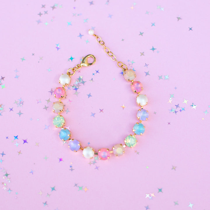 8mm Crystal Bracelet: Imagination Rainbow with Pearls