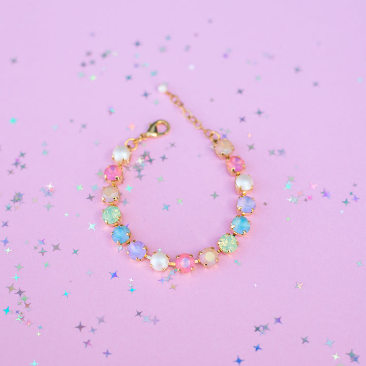 8mm Crystal Bracelet: Imagination Rainbow with Pearls