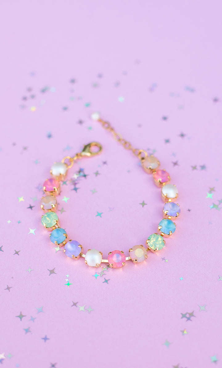 8mm Crystal Bracelet: Imagination Rainbow with Pearls