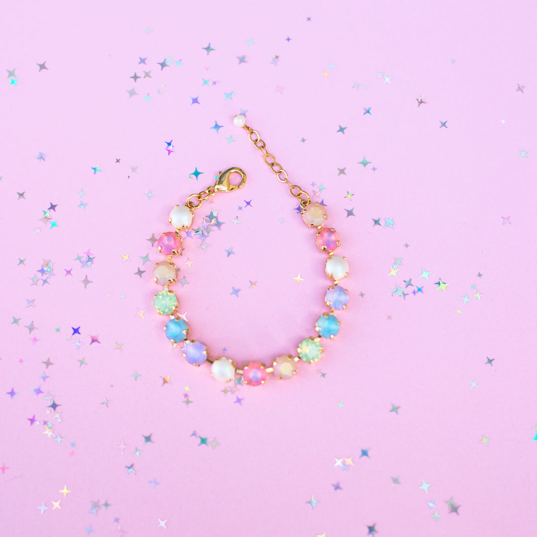 8mm Crystal Bracelet: Imagination Rainbow with Pearls