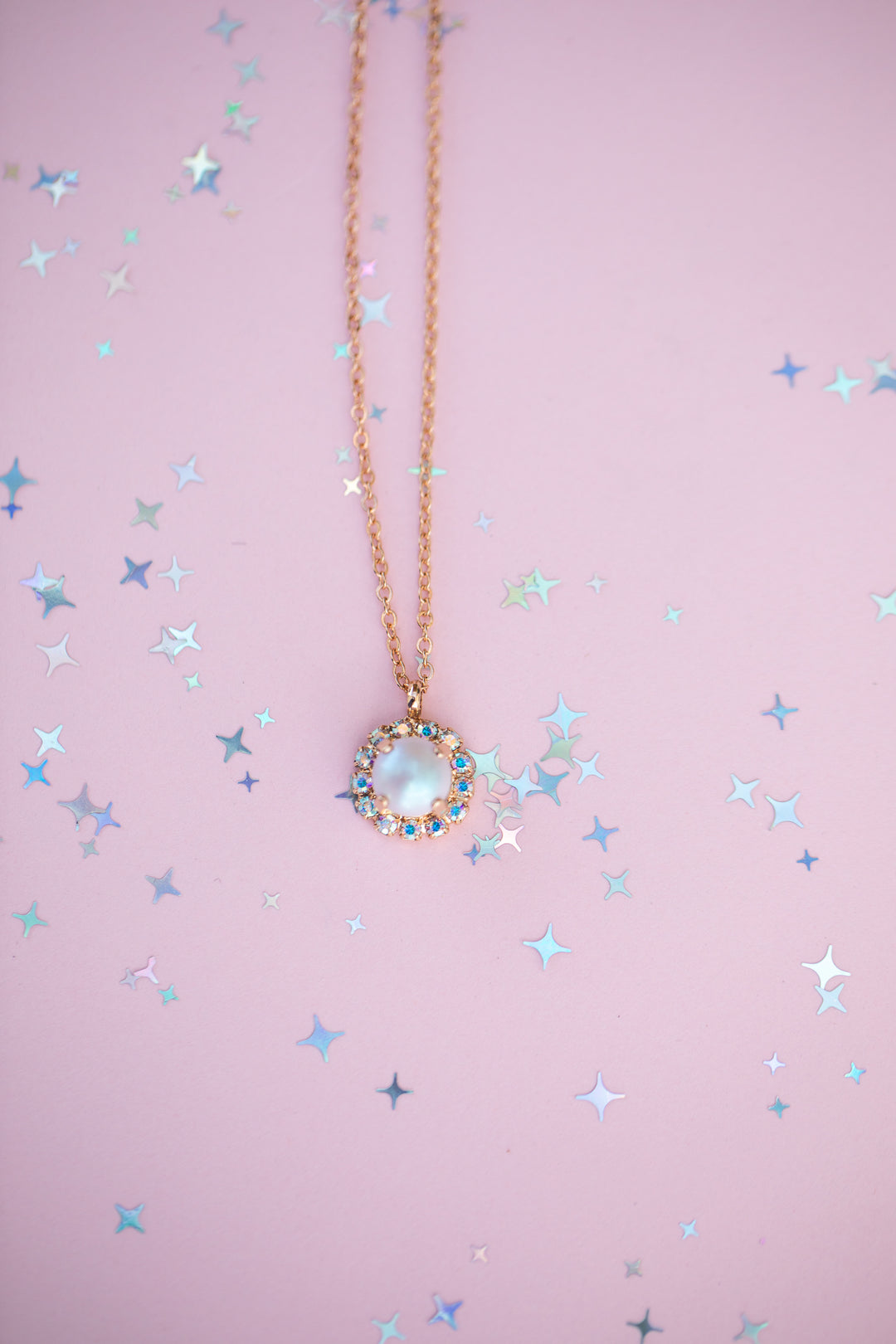 8mm Halo Dreamy Pink Pearl -Rose Gold setting