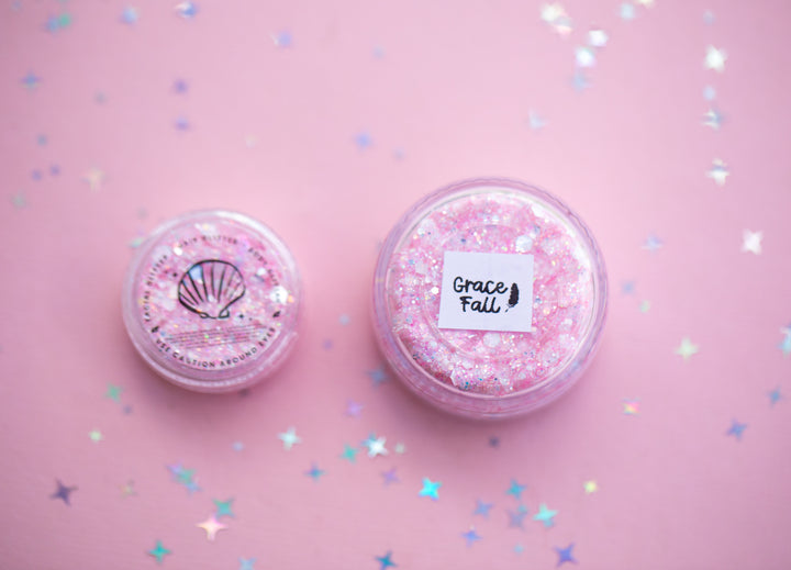 Glitter Creme: Grace Fall Body Glitter with feather shaped glitter