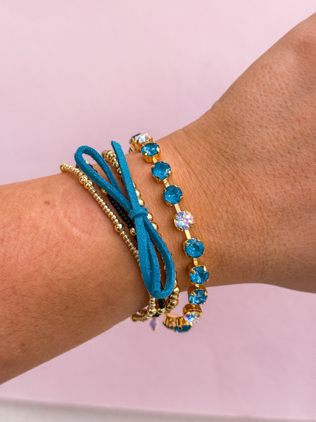 Suede Bow Stretch Beaded Bracelet - Choose setting Color (Moonlit Teal Colors)