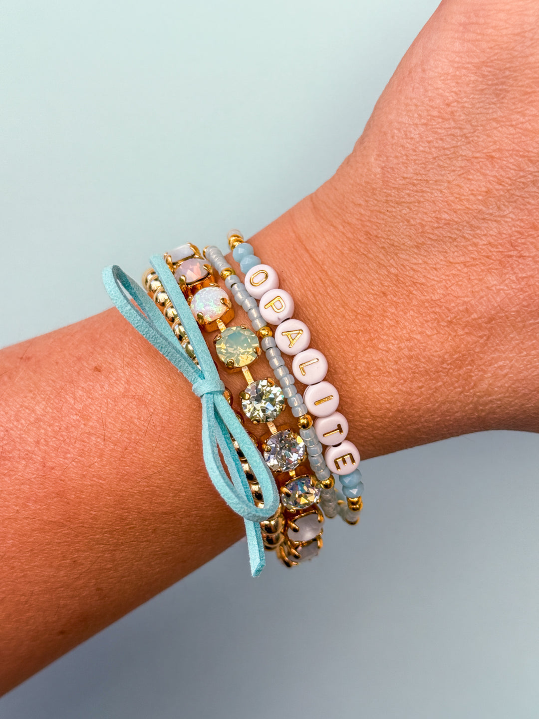 8mm Crystal Bracelet: Opalite