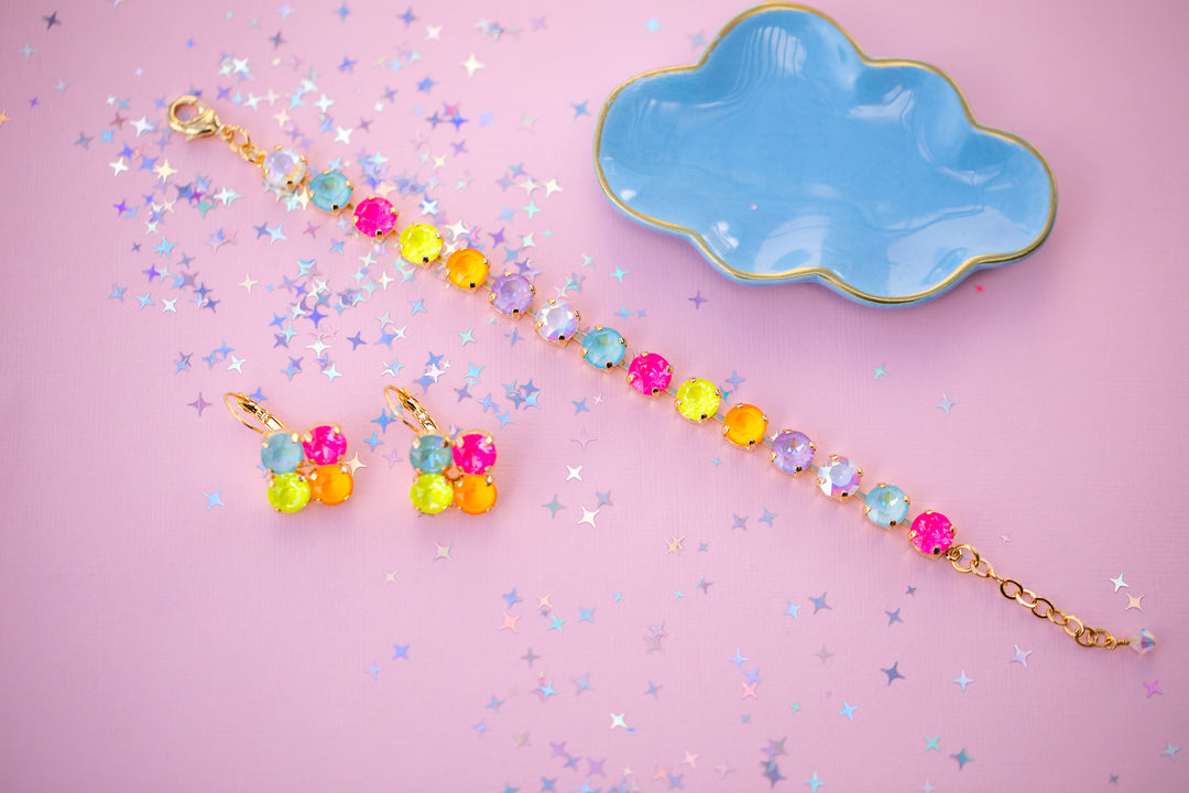 Sprarkly Friend 8mm Clover Earrings -select color setting