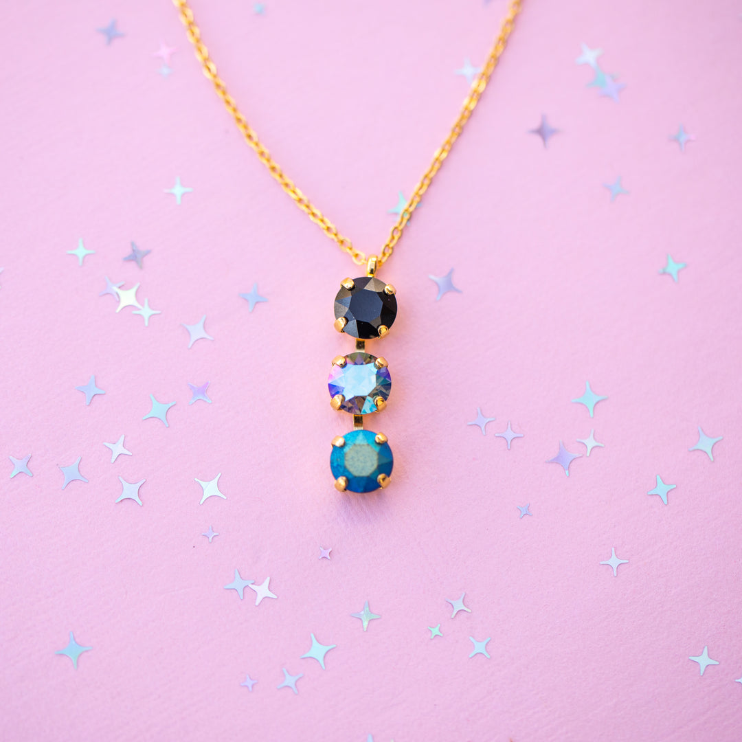 Moonlit Teal 8mm 3 stone VERTICAL necklace