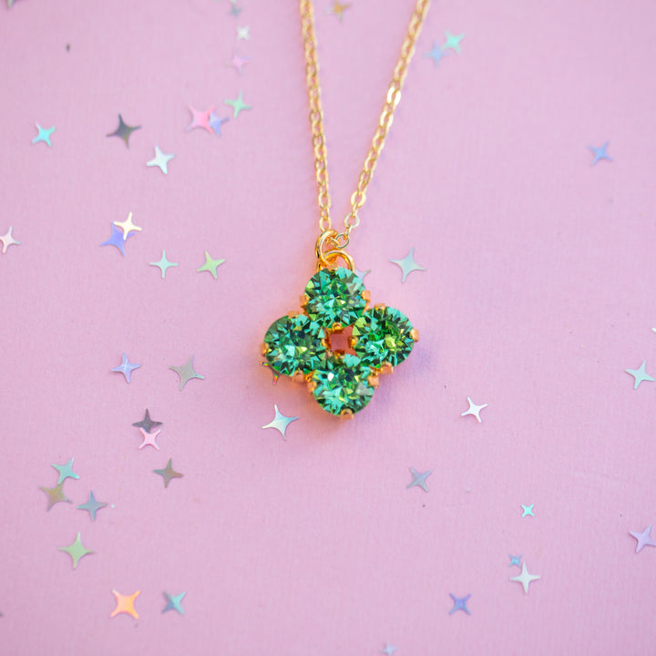 8mm Clover Necklace: Pale Peridot crystals