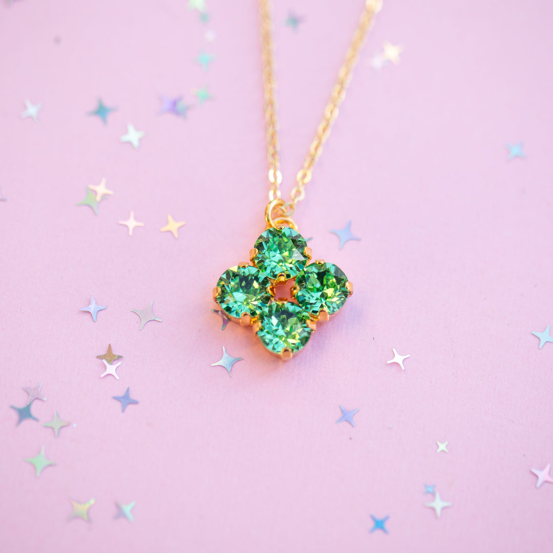 8mm Clover Necklace: Pale Peridot crystals