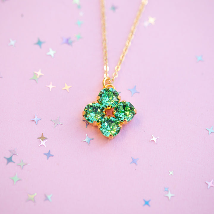 8mm Clover Necklace: Pale Peridot crystals