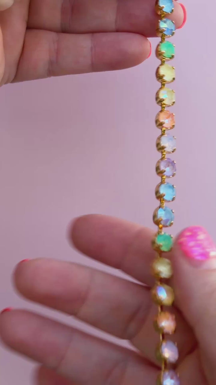 6mm Crystal Bracelet: Milkshake Rainbow