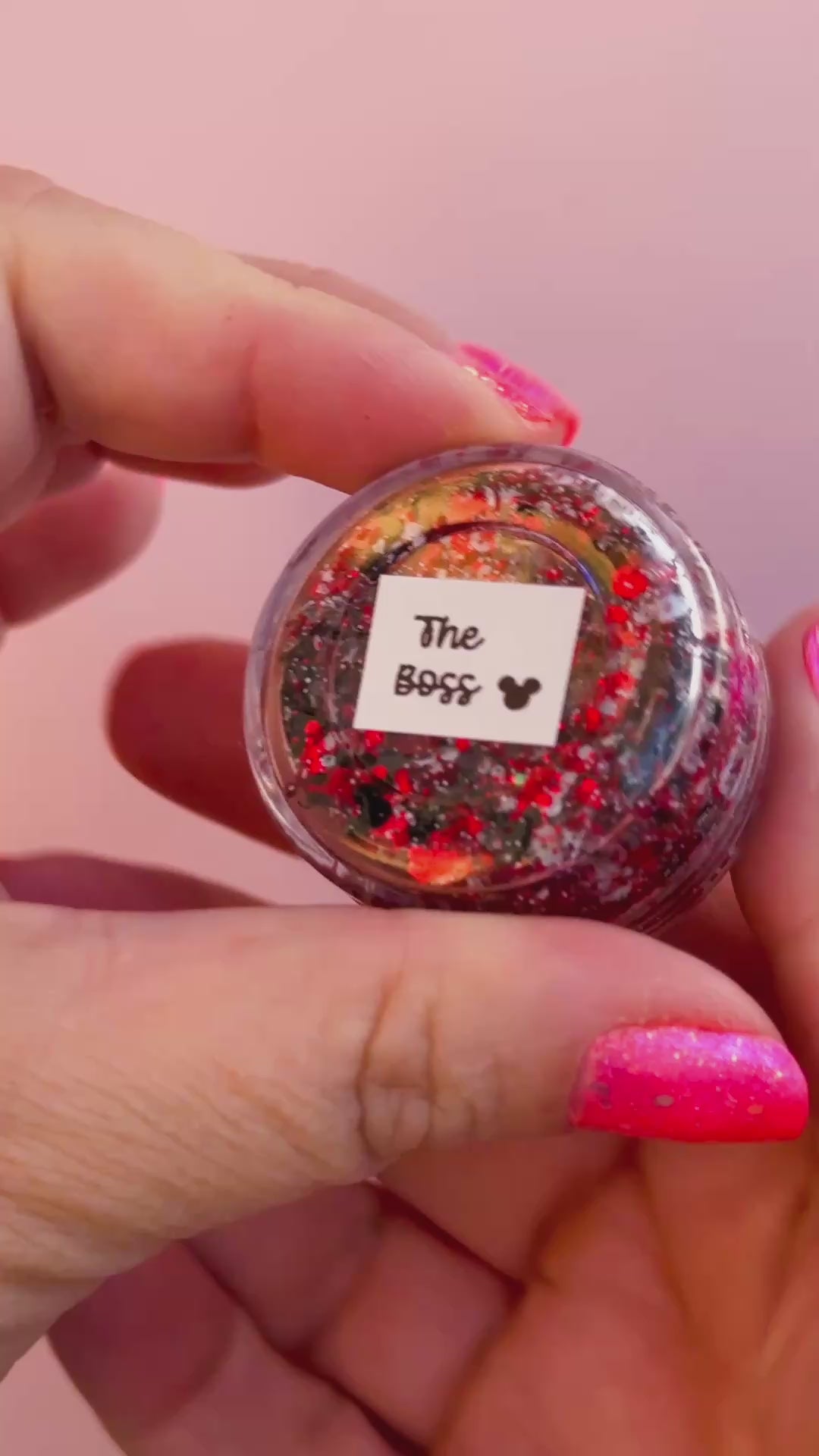 Body Glitter: The Boss with mouse shaped glitter