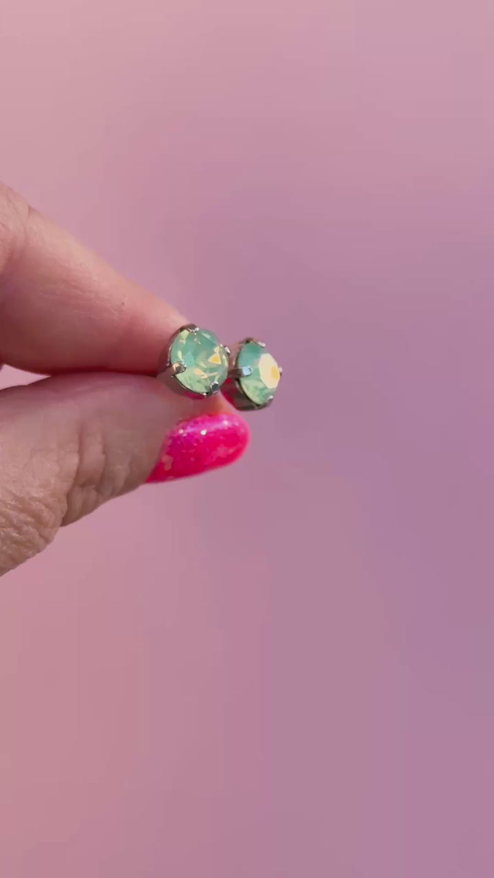 The Shell Signature Stud— Signature Fit 8mm (Chrysolite Opal)