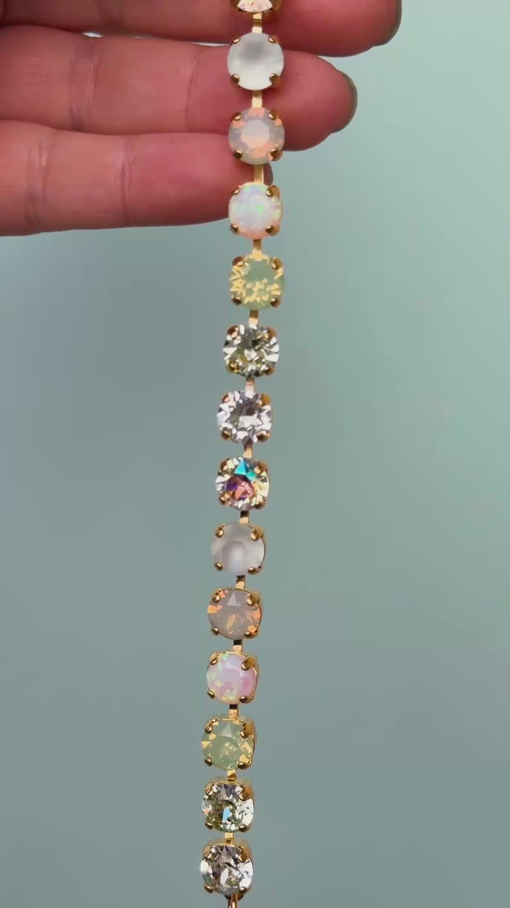 8mm Crystal Bracelet: Opalite