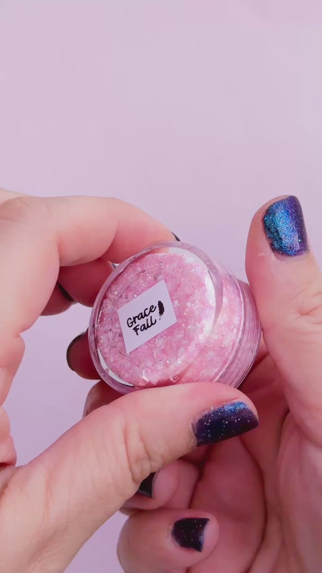 Glitter Creme: Grace Fall Body Glitter with feather shaped glitter