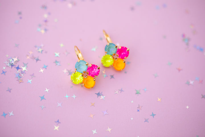 Sprarkly Friend 8mm Clover Earrings -select color setting