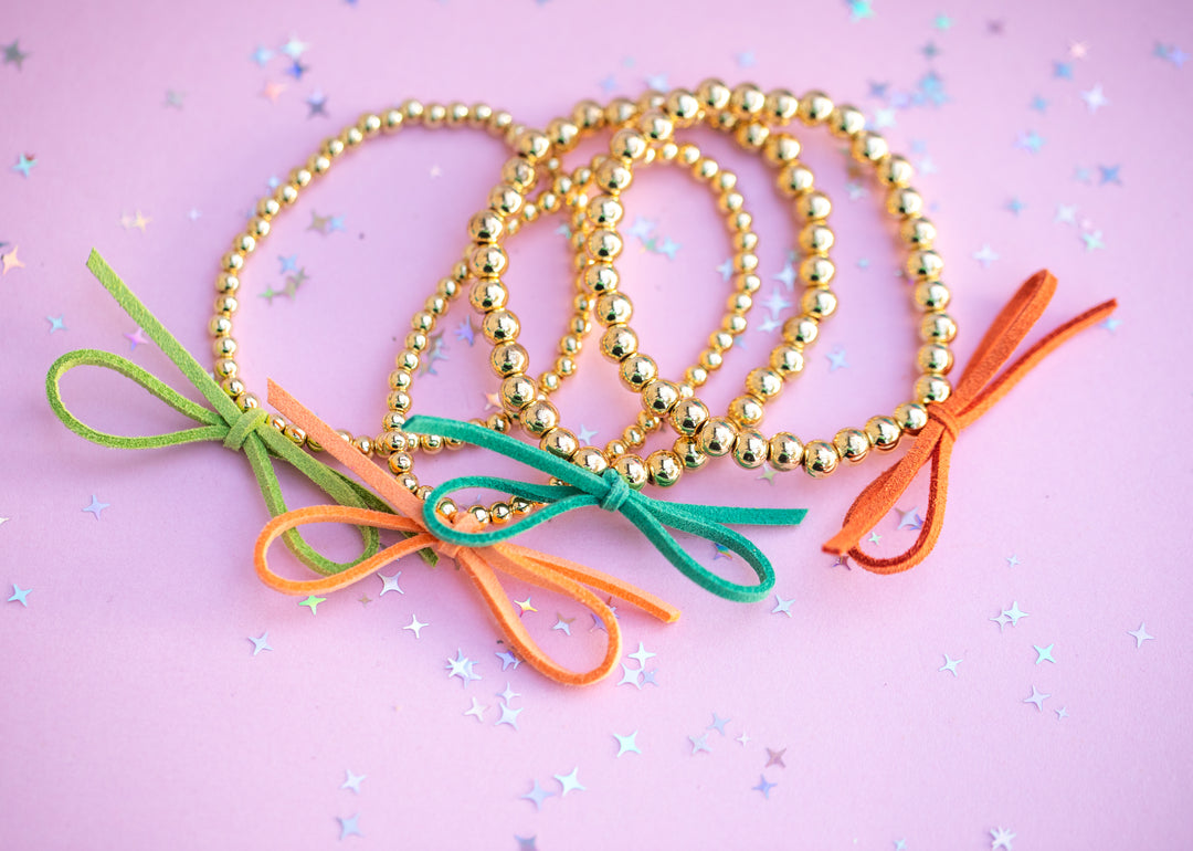 Suede Bow Stretch Beaded Bracelet - Choose setting Color (Cute Orange Bird)