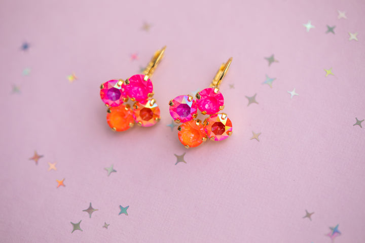 Tropic Bloom 8mm Clover Earrings -select color setting